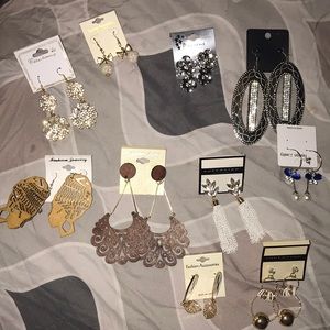 selling earrings different kinds one Clip on’s